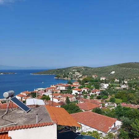 4 εποχές Amaliápoli