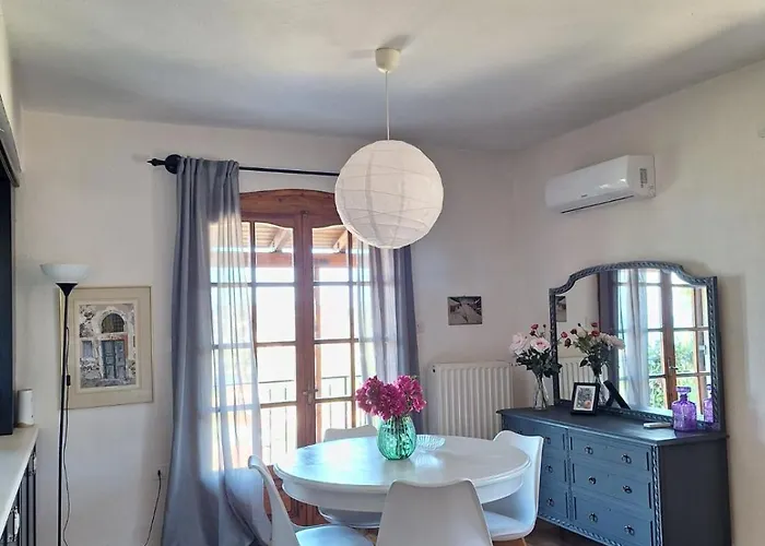 4 εποχές Amaliápoli